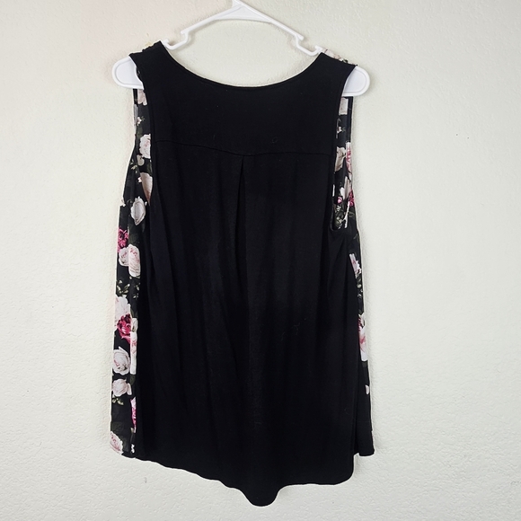 Torrid Floral Georgette Tank Top Black Pink Roses Sleeveless Plus Size 0X - Picture 6 of 11